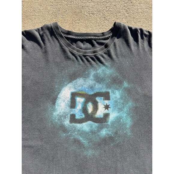 DC Skater Graphic T Shirt Y2K Sun Faded Distressed - Picture 5 of 5